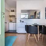 2bdr App, Pet Welcome, 999 * 라벡