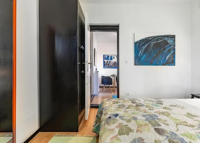 2bdr App, Pet Welcome, 999