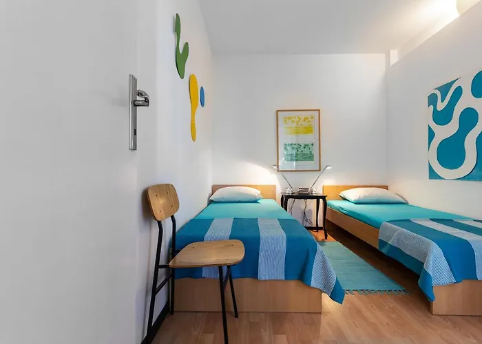 2bdr App, Pet Welcome, 999